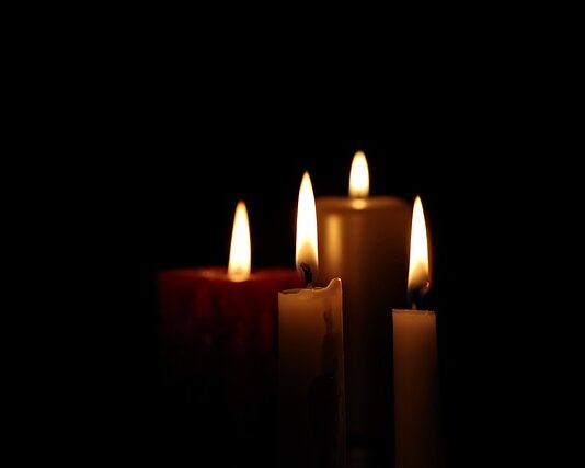 Jakie znicze na Wszystkich Świętych?